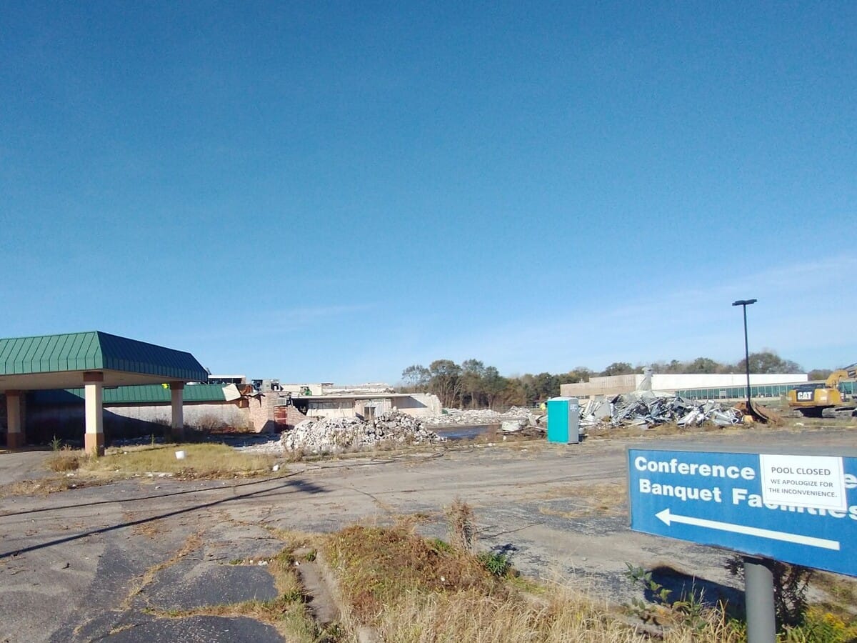 Demolition of South Beloit’s Garden Hotel progresses smoothly