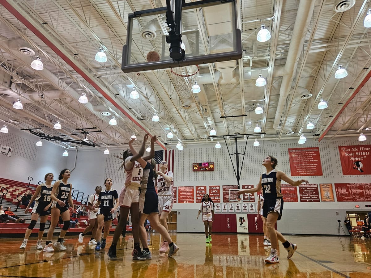 Lady SOBOs basketball run the clock against Hiawatha