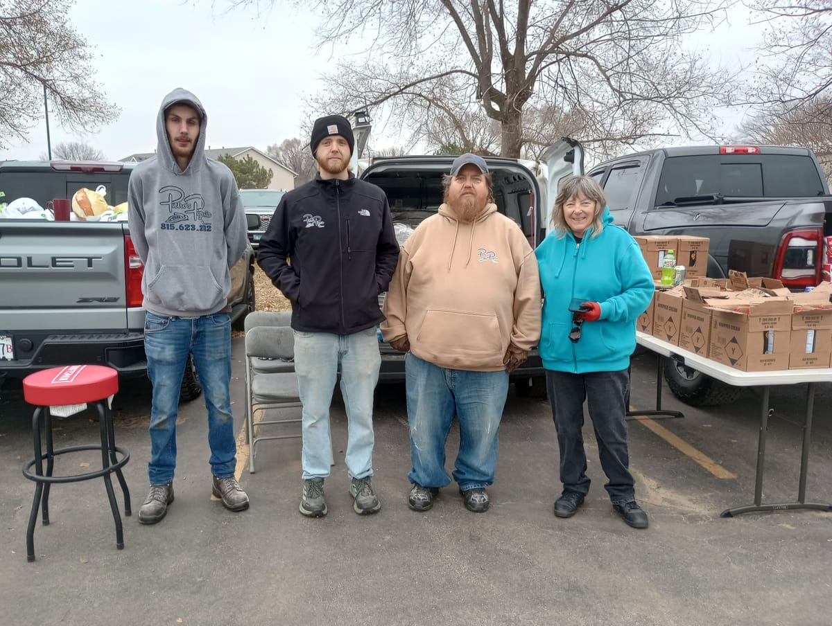 Thanksgiving meal giveaway