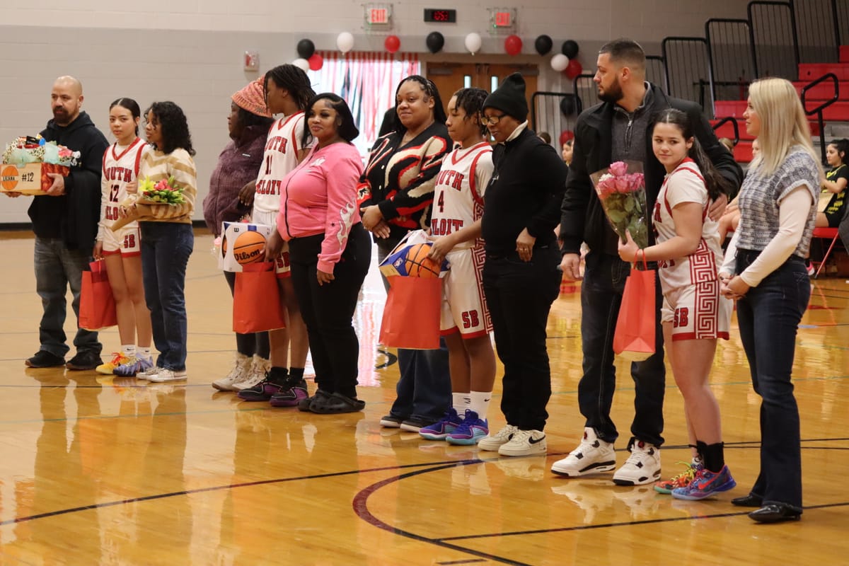 Lady SOBOs win on Senior Day 39-35 over Harvard