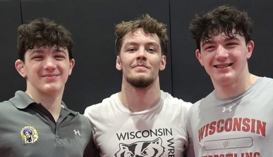 Two Hononegah juniors win state wrestling titles; Indians head to dual team finals