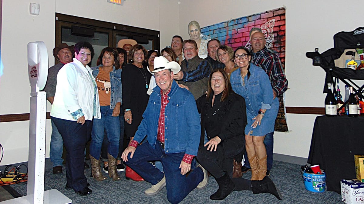 Hononegah H.O.P.E. Foundation brought Touch of Nashville to Rockton