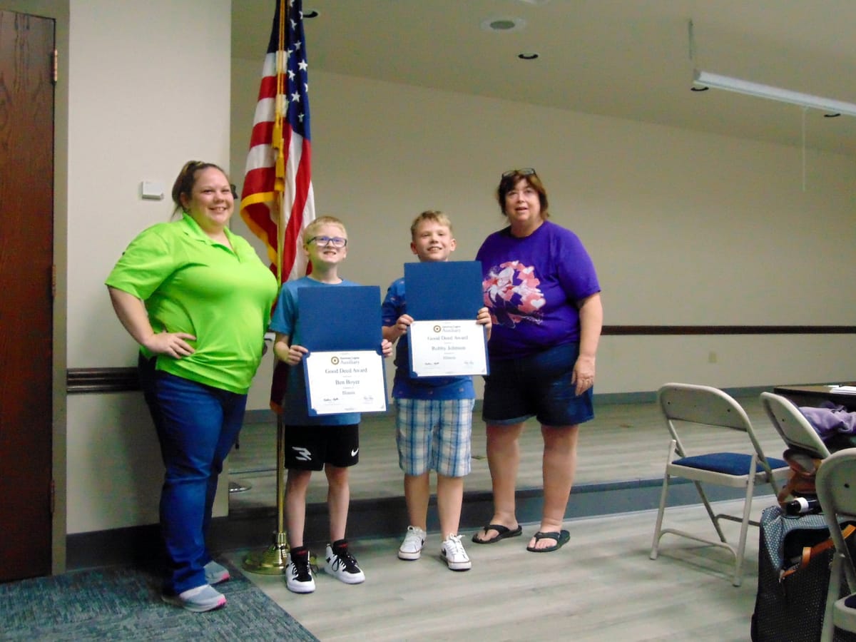 Rockton American Legion Auxillary presents youth with “Good Deed Awards”