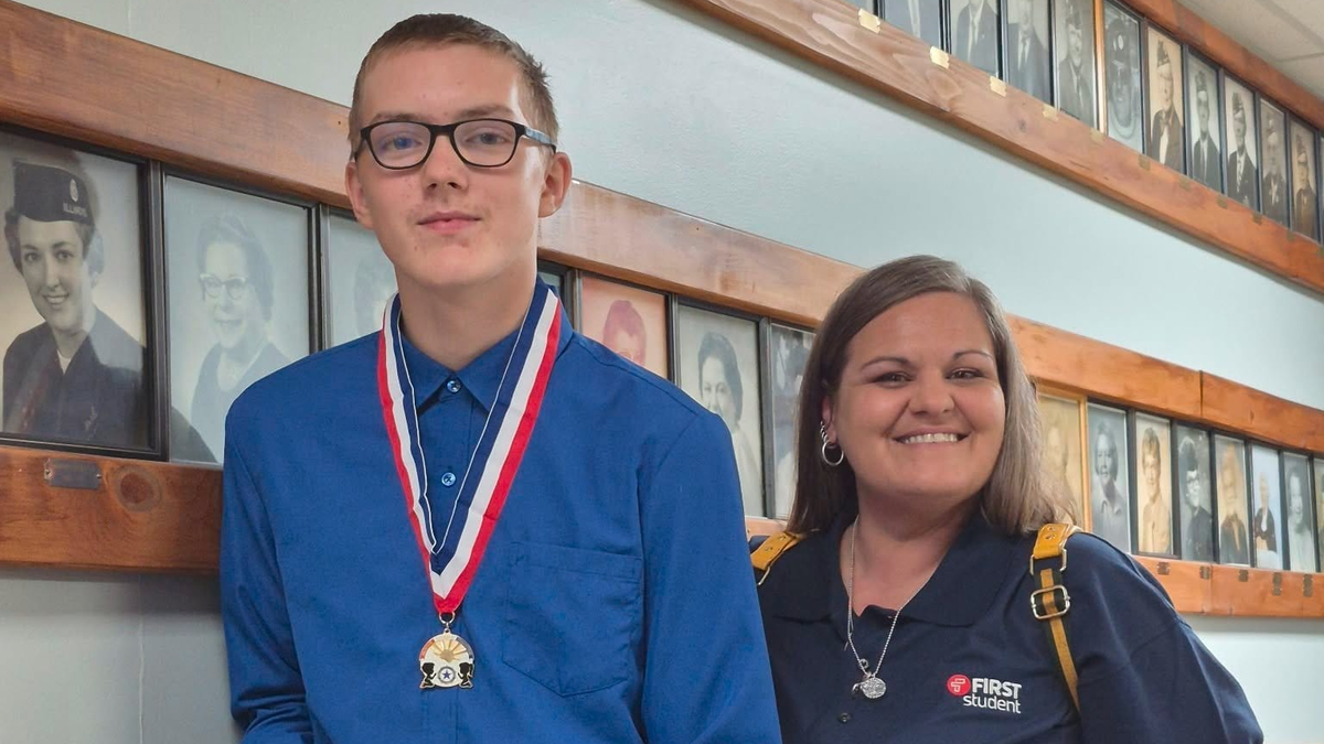 Hononegah student presented with Youth Hero Award for brave actions