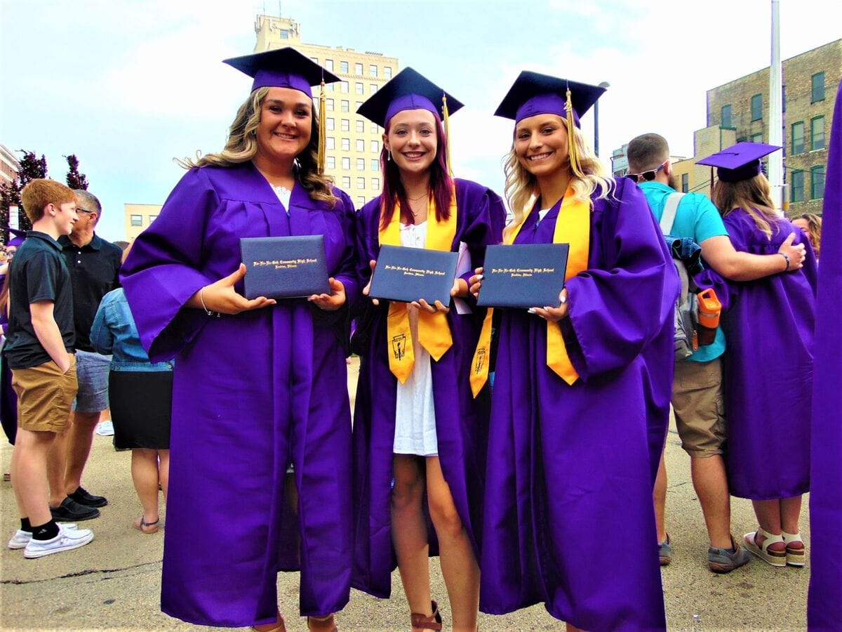 Hononegah graduates receive messages of promising futures