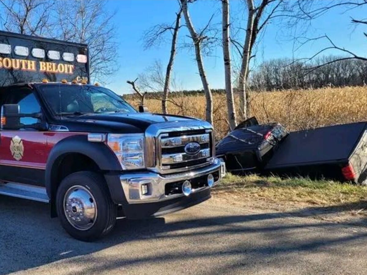 Eight involved in collision near Williams Tree Farm