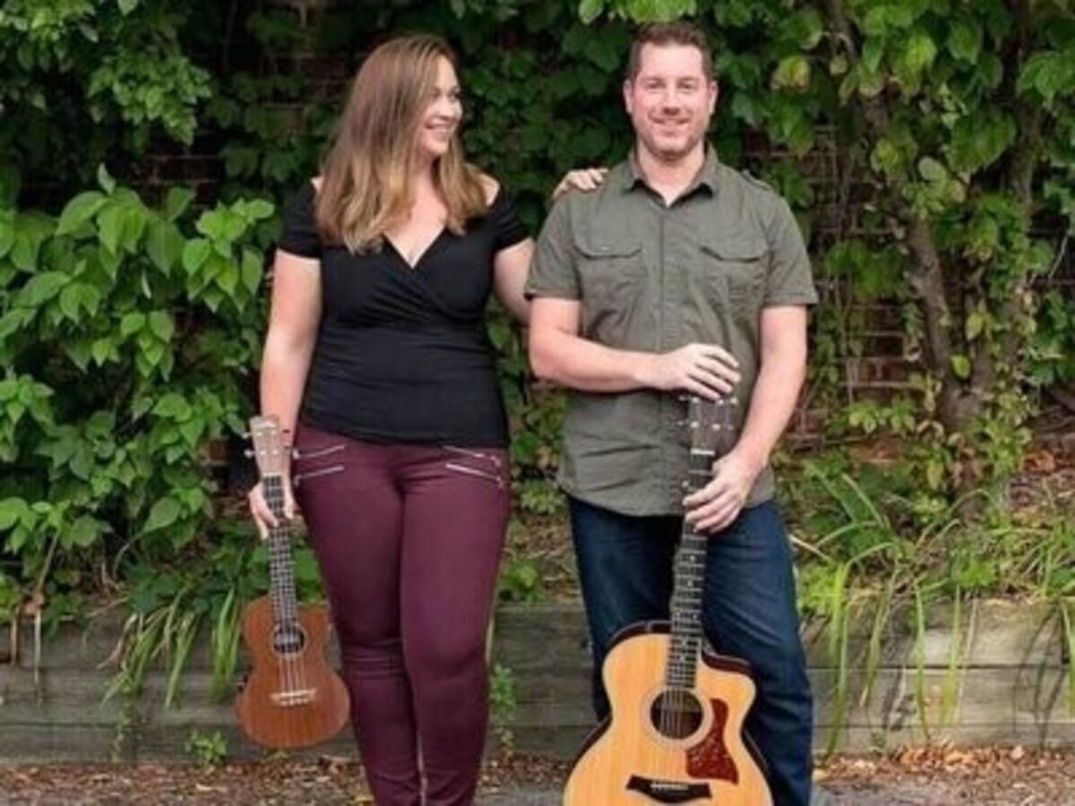 Live Music: Espinosa & Coffey