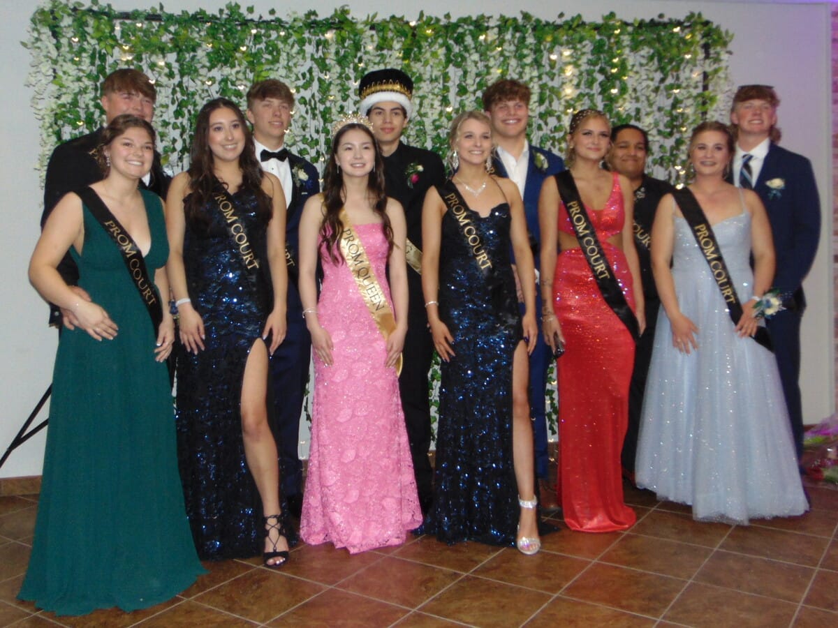 Hononegah's Midnight Ball Prom