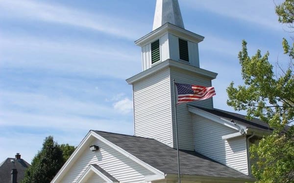 First Congregational Church Clothes Closet is open to all those in need