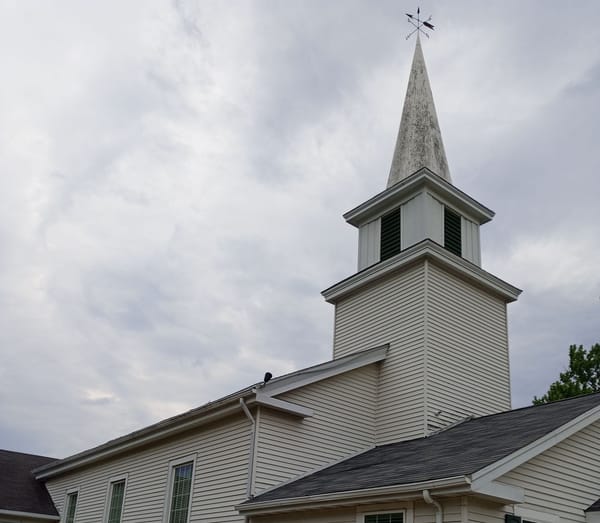 First Congregational Church Clothes Closet is open to all those in need