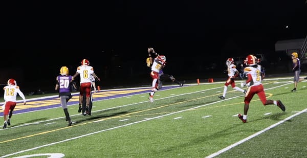 Hononegah is 2-0 after a 28-12 victory over Jefferson on Friday night in NIC 10 football action.