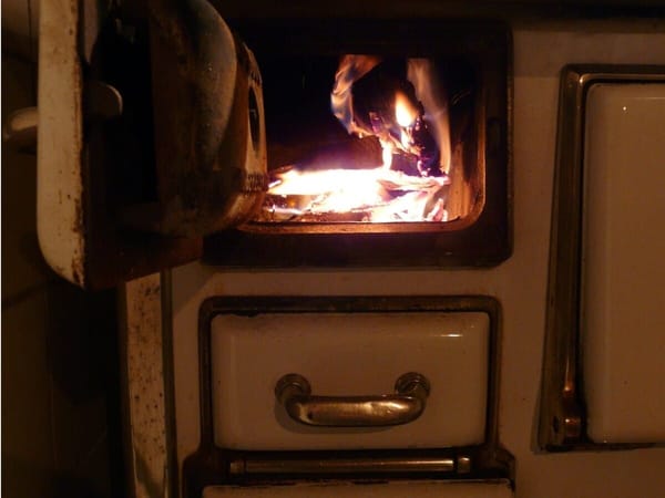 Jennifer’s Recipe: No Knead Cheese Bread