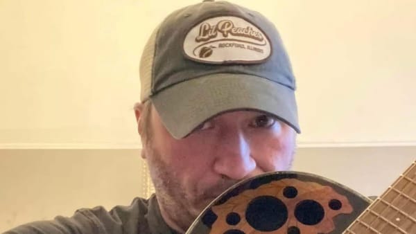 Music: Ryan V at Poison Ivy Pub