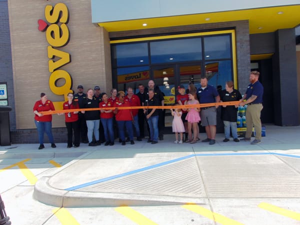 Love’s Travel Stop celebrates remodeling  with Grand Reopening and Ribbon Cutting