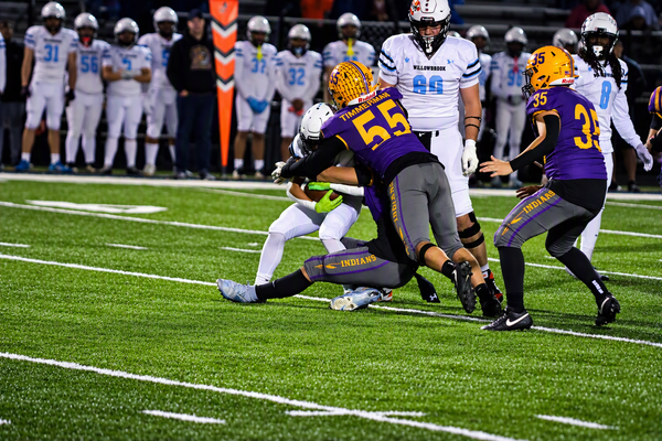Friday Night Lights: Hononegah Breaks Open Defensive Slugfest, Stomps Willowbrook 38–3 to Punch Ticket to Next Round.