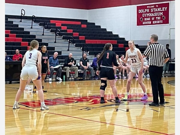 Hononegah girls basketball remain perfect against NIC 10 foes