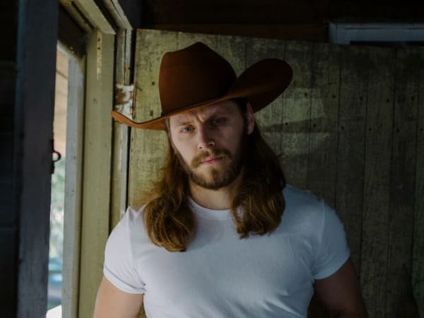 Saturday's Old Settlers Days headliner Warren Zeiders wins a Country Music Award