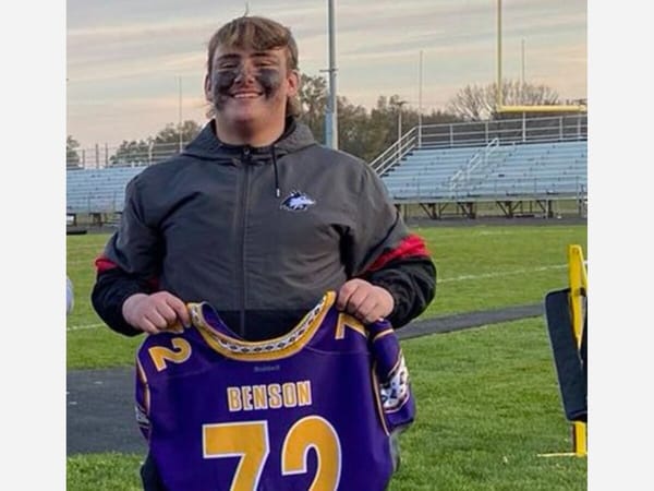 Sportlightz:  Senior Hononegah Indians offensive lineman Jacob Benson