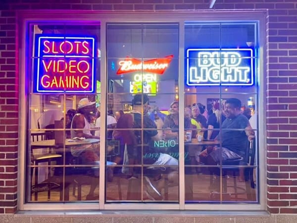 Roscoe Village Liquor Commission decides not to suspend a liquor license