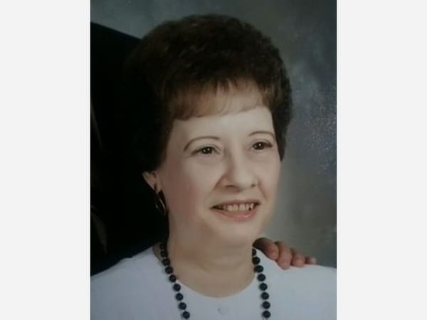 Nancy Lee Donahue (1931-2021) went to all her children’s athletic events