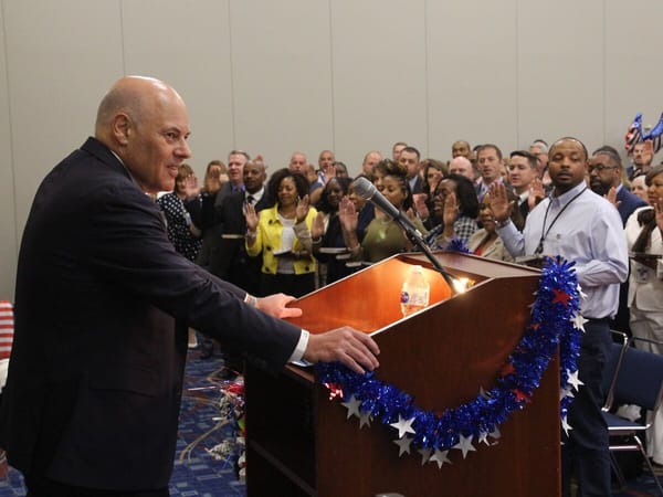 New Roscoe postmaster sworn in