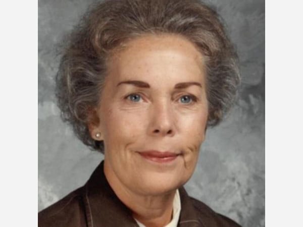 Janet Easton (1931-2022) taught kindergarteners to read
