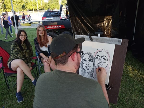 Plenty to do, plenty of people at Roscoe's Fall Festival