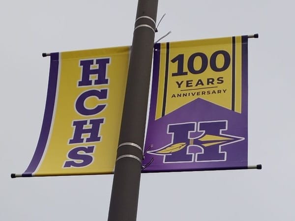 Hononegah School Board celebrates student volunteers and achievers