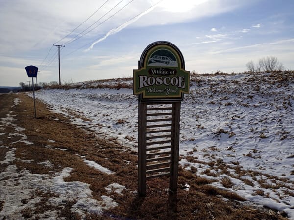 Roscoe trustees approve White Oak Townhouses subdivision at Hawks Point