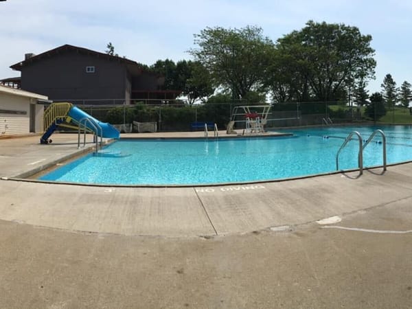 News Briefs 11/1/2023: possible new South Beloit City Hall, Ledges Pool to reopen