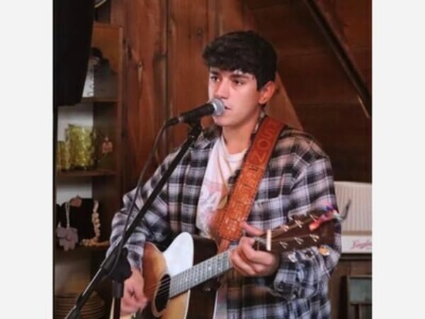 Live Music: Carson Hall at Hidden Creek Estates