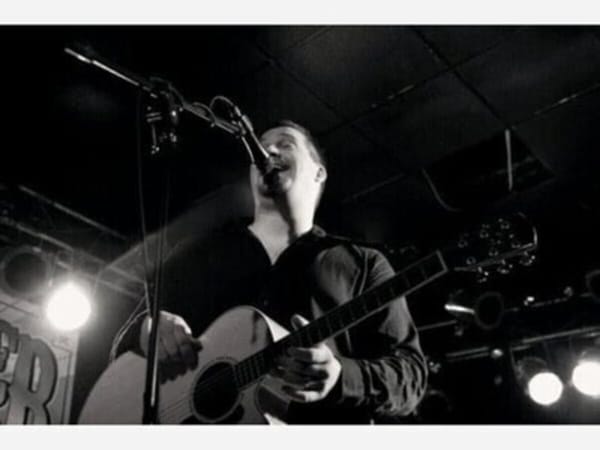 Live Music: Nathan Crawford
