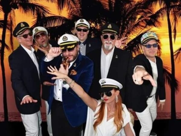 NYE Weekend with Nauti-Nauti at Louie's Tap House
