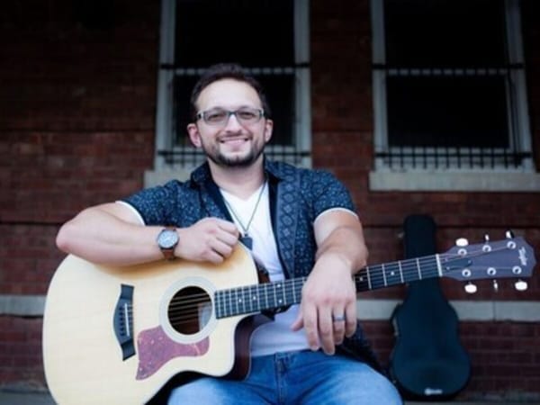 Live Music: Chris Lewis at After the Vine