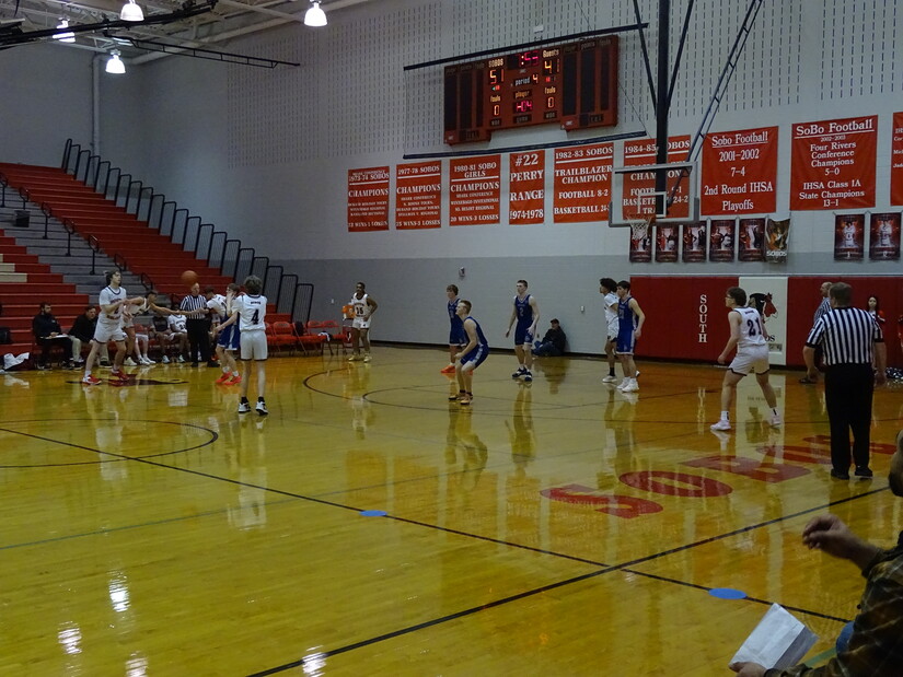 South Beloit setting up the offense late in their 64-50 win over Durand