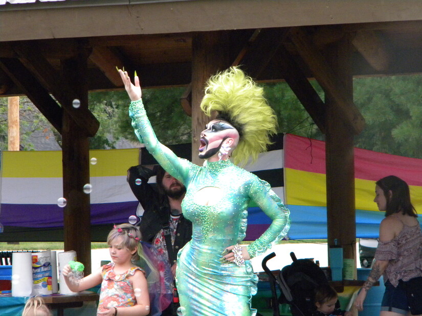 Drag Queen Auntie Heroine performing Believe by Cher.