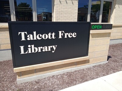 Talcott Free Library board votes to recite Pledge of Allegiance at meetings, receives new flag