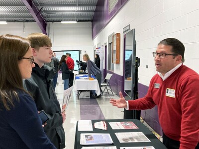 Hononegah event helps high school students consider manufacturing careers